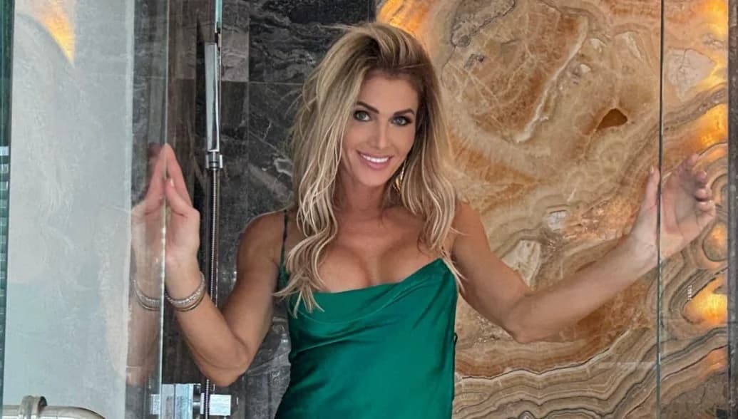 Torrie Wilson (@torrie) / Passes